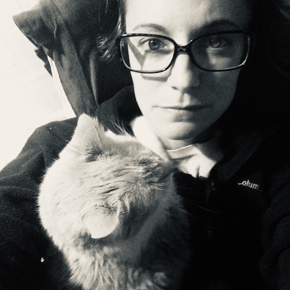 Meet your Posher, Janet - Picture 1 of 1